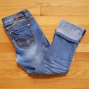 Almost Famous Destructed Junior Blue Jeans Size 7